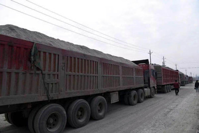 南寧曝光70輛“百噸王”貨車 賓陽一輛超載超90噸，普通貨運安全引關注